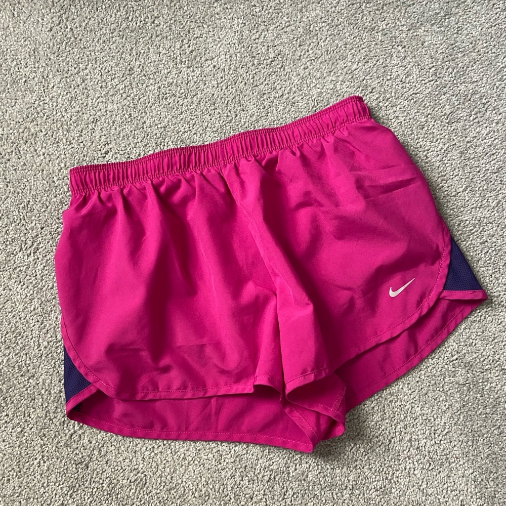 NIKE Dri-Fit lightweight Running Shorts - size Small